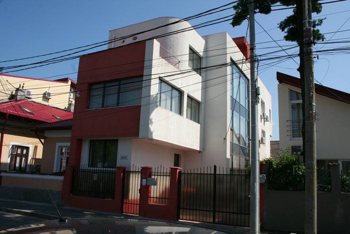 Vila pentru birouri in zona Bulevardul Banu Manta - Primaria Sector 1 - Poză 1