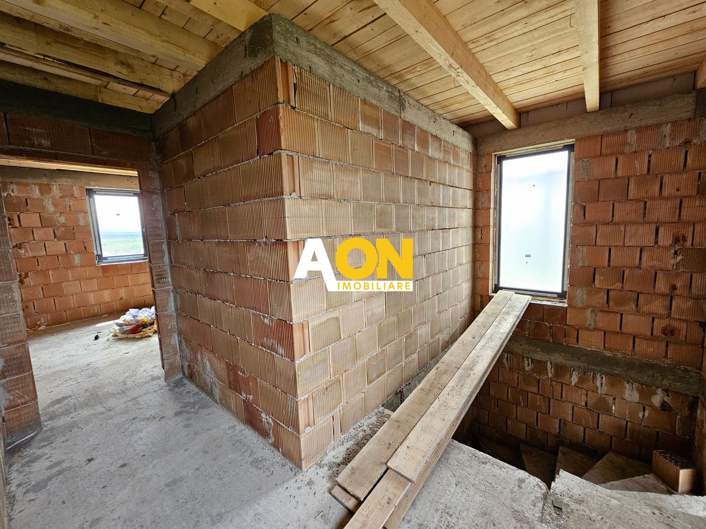 Casa semifinisata, 4 camere, 554 mp teren, Cetate - Poză 4