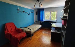 Casa cu 5 camere, 1500 mp teren, Centru. Pretabila pentru muncitori - Poză 14