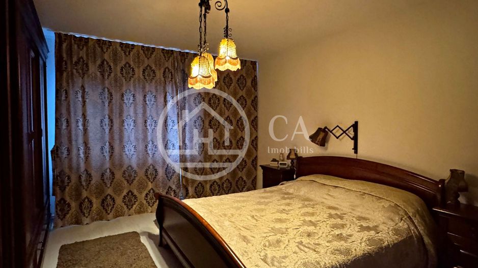 Casă de vânzare cu 4 camere si teren de 1000 mp in Salard, Bihor - Poză 13