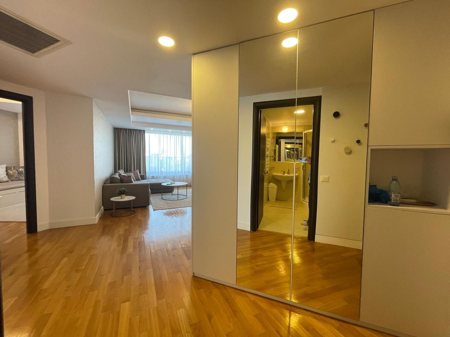 3 camere | Herastrau | Gafencu | Soseaua Nordului | parcare - Poză 3