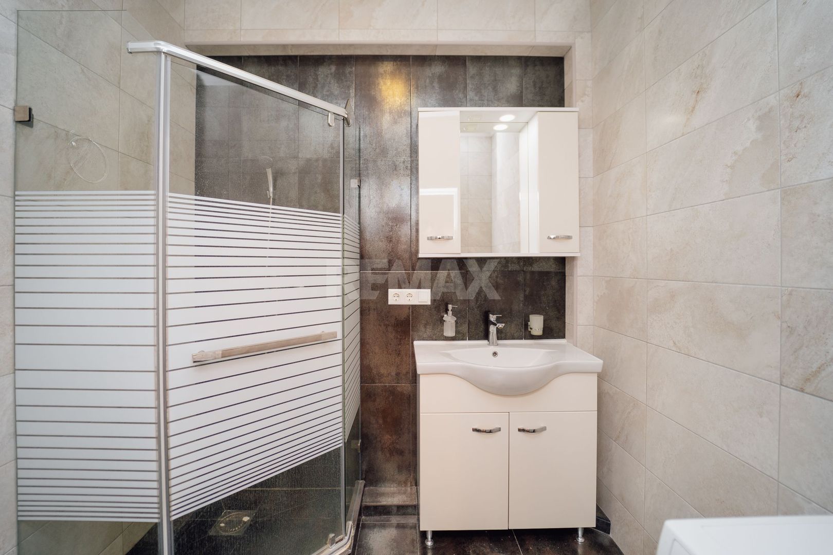 Apartament la chirie - Poză 12