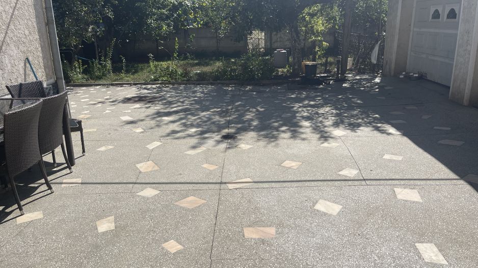 Casa cu teren 1000 mp și front 26 ml în zona Bogdanesti - Poză 8