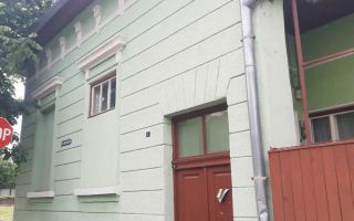 🌿 Casă cu 3 camere și curte îngrijită – zonă liniștită, Gara Mică - Poză 2