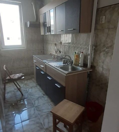 Apartament 4 camere terasa refacuta Ale Pascani, Parcul Drumul Taberei - Poză 7