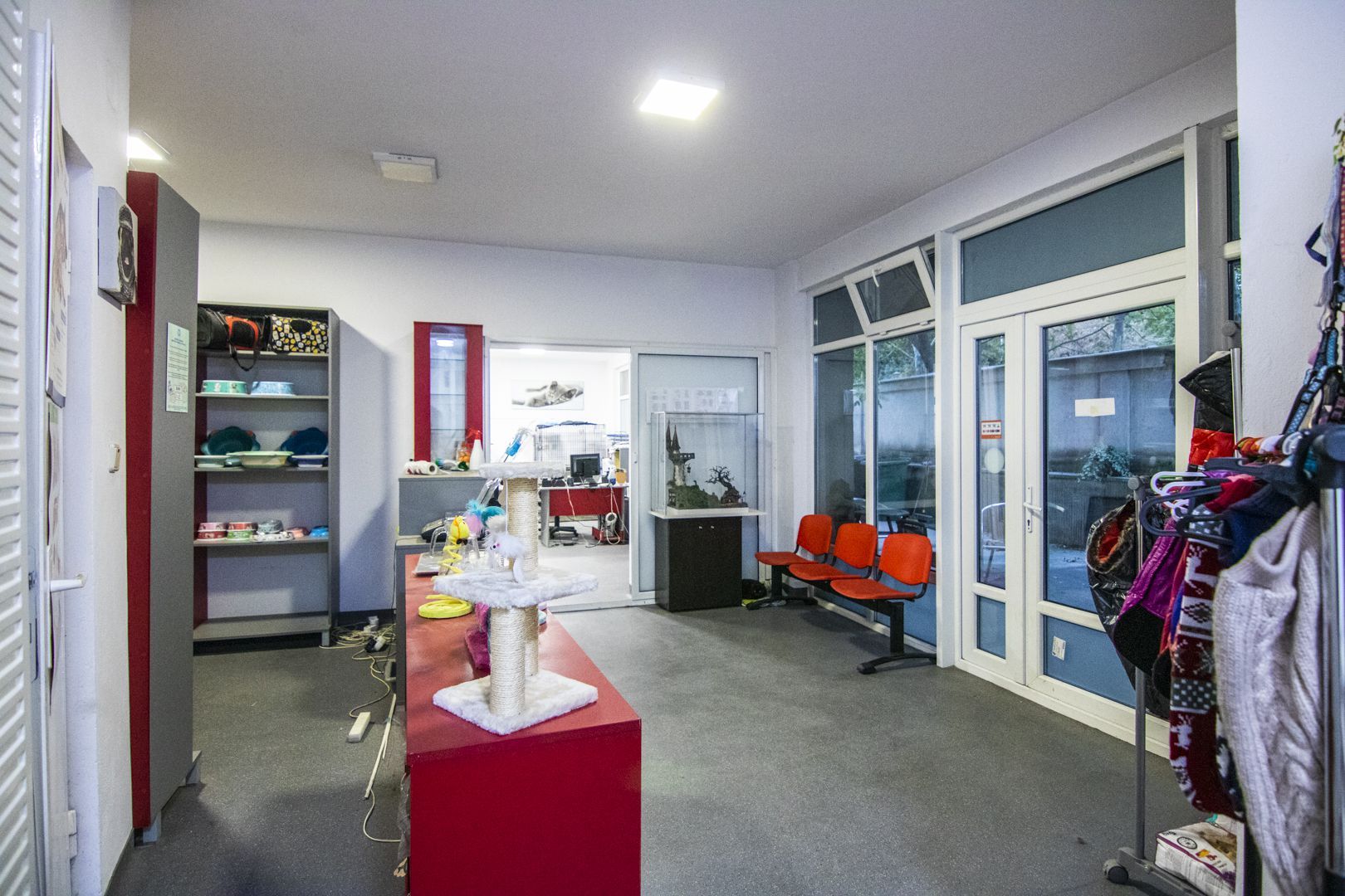 Spatiu birou / comercial / cabinet, zona Brancoveanu - Alunisului - Poză 2