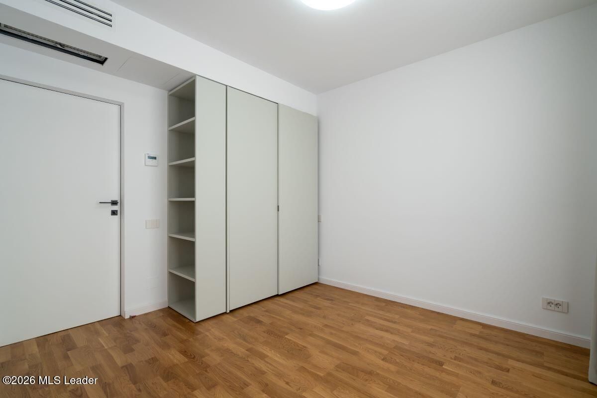 Iancu Nicolae - Vila high-end pe malul lacului, Gradina cu Ponton - Poză 48