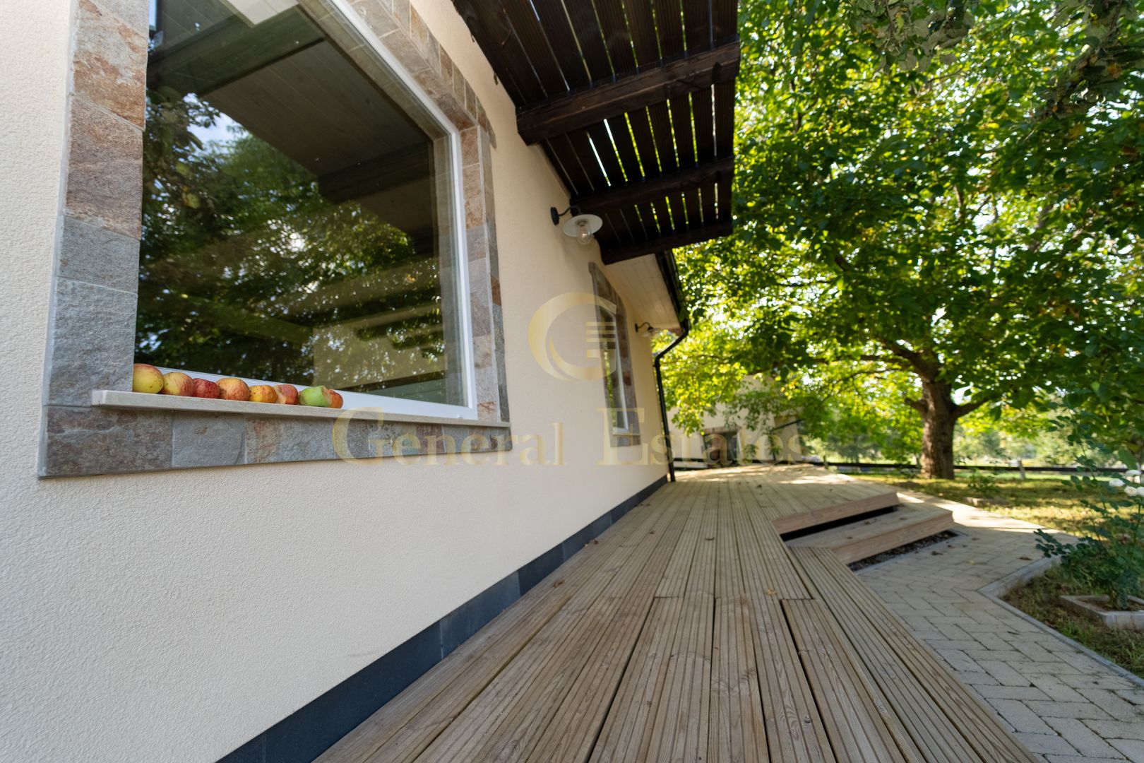 Casa de vacanță din Tohănița – locul unde muntele întâlnește liniștea - Poză 18