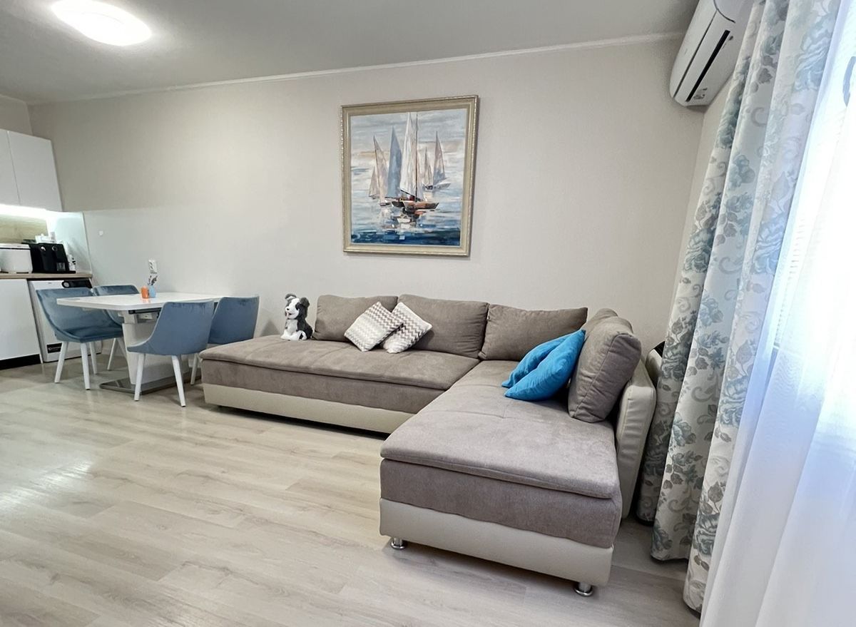Apartament  două camere , pe malul Mării Negre, - Poză 4