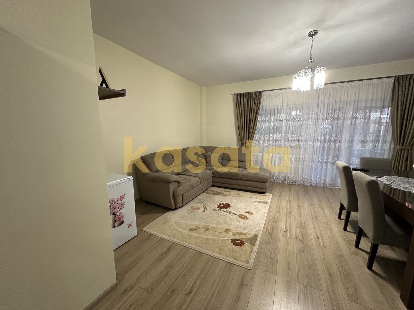Casă Bragadiru 🏡 | Zonă Centrală | Garaj 🚗 | Mutare Imediată 🔑 - Poză 2