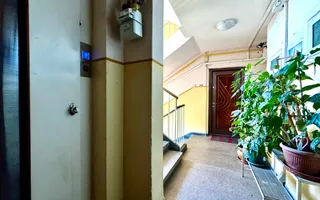 Apartament cu stil, eleganță și energie vibrantă, în Piața Victoriei - Poză 20