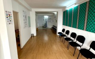 Spatiu comercial P+1 - 200mp - vad - pretabilitate mare - Lapus - Poză 2