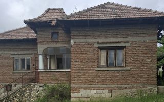 Teren 4226 mp si casa de renovat in loc. Babana, jud. Arges - Poză 4