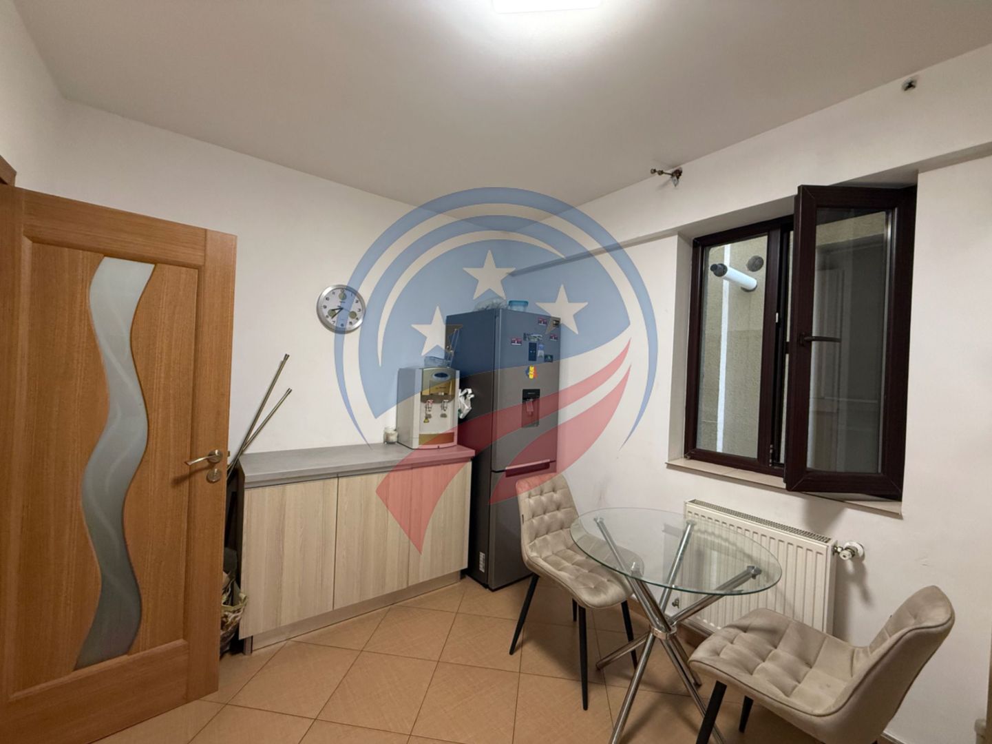 Apartament 3 camere/de inchiriat/1 mai/Ciuperca - Poză 9