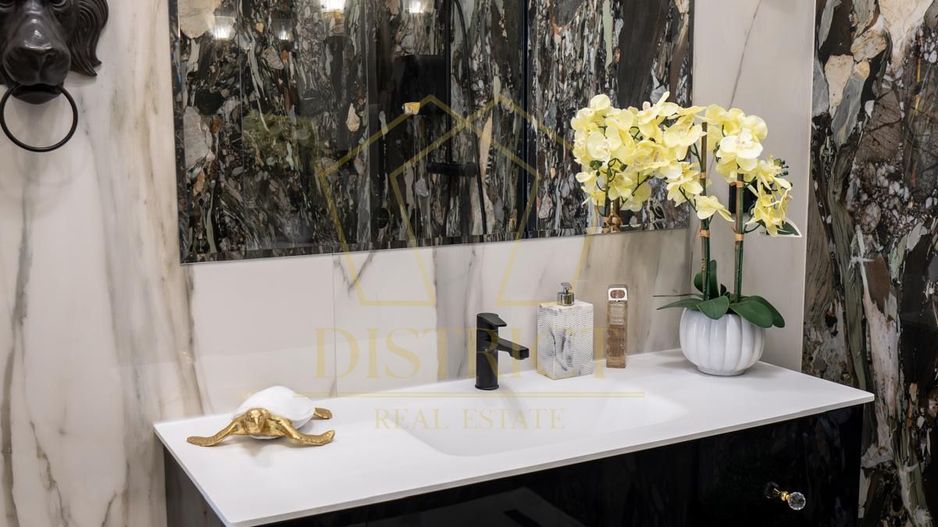 Vilă de LUX cu piscină, 278 mp utili și teren de 1.780 mp I Sag - Poză 20