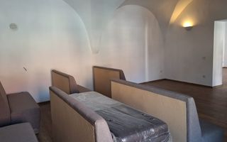 Pensiune 12 camere de închiriat | Central, Sibiu | terasă - Poză 8