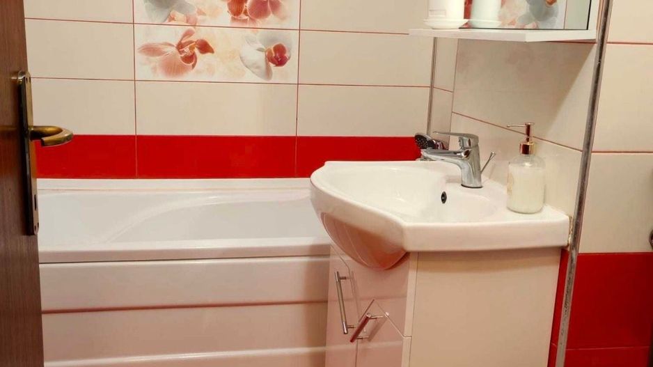 AP. 3 CAMERE- IANCULUI, BUCATARIE INCHISA, MOBILAT/UTILAT MODERN - Poză 8
