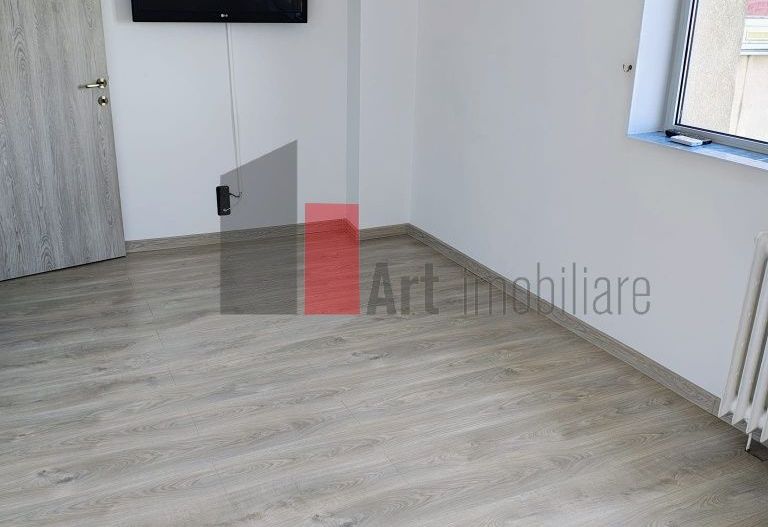 Apartament 3 camere,, lângă metrou Lujerului - Poză 3