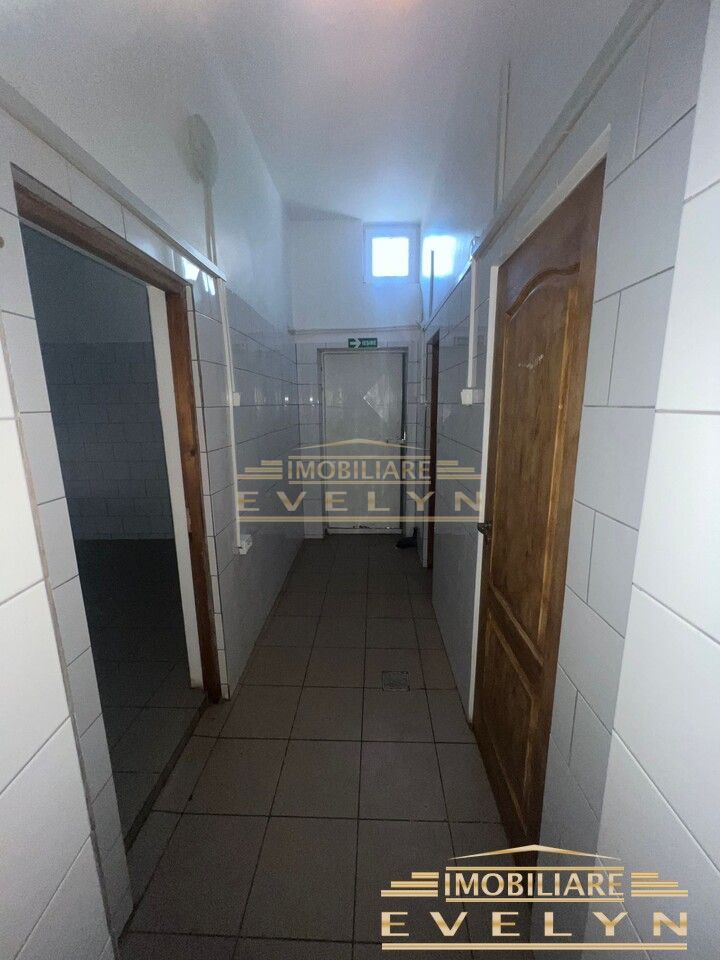 De Vanzare Spatiu Comercial, Zona Imparat Traian ( la 2 min. de MALL ), pret 81000 euro negociabil - Poză 3