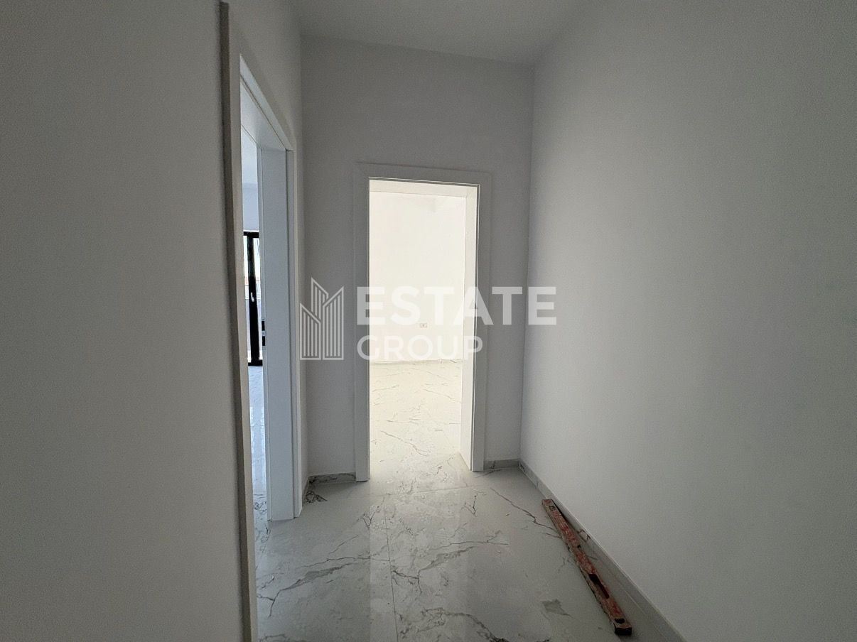 Apartament cu 3 camere si 2 bai in Giroc - Poză 3