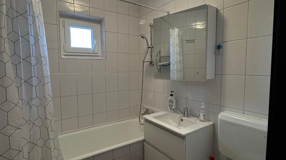 De închiriat apartament 2 camere Piața Sudului - Poză 8