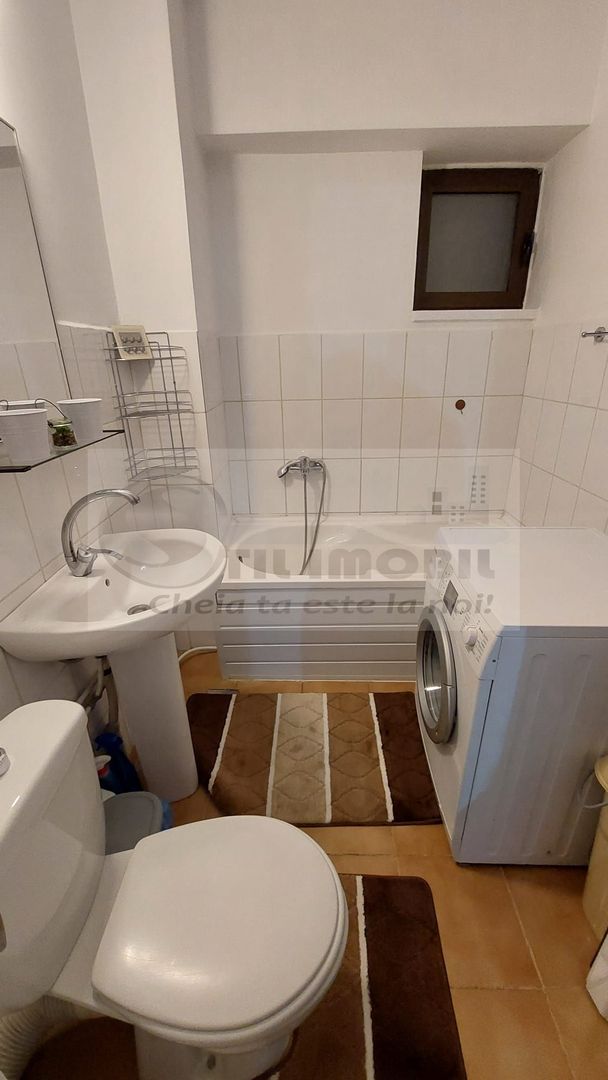 APARTAMENT 2 CAM PACURARI IN SPATE LA PETROM 360 EURO - Poză 6