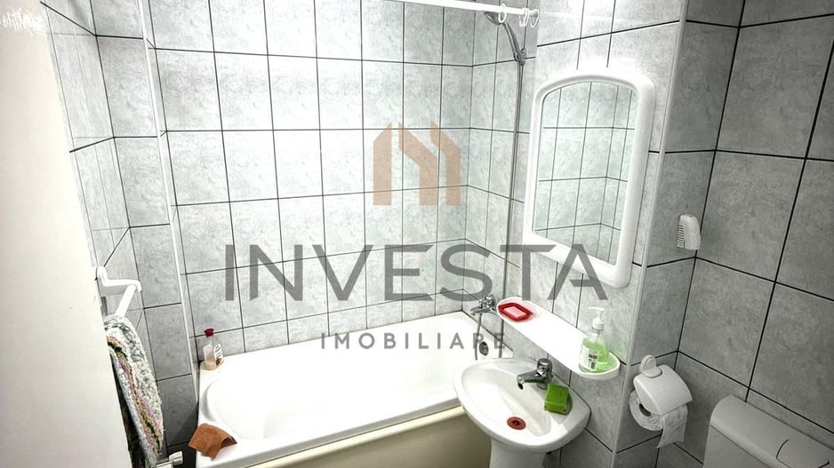 Apartament cu o priveliste superba chiar langa piata Hermes ! - Poză 5