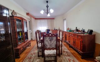Apartament 3 camere, 75 mp utili, etaj 1, ultracentral - Poză 1