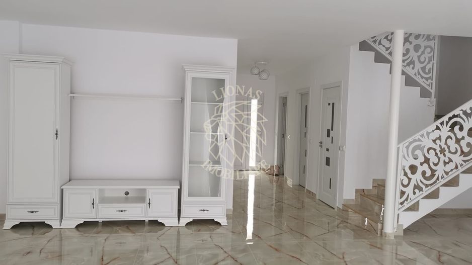 Casa de inchiriat 4 camere 180 mp-curte-Zona Hotel Diana - Poză 6