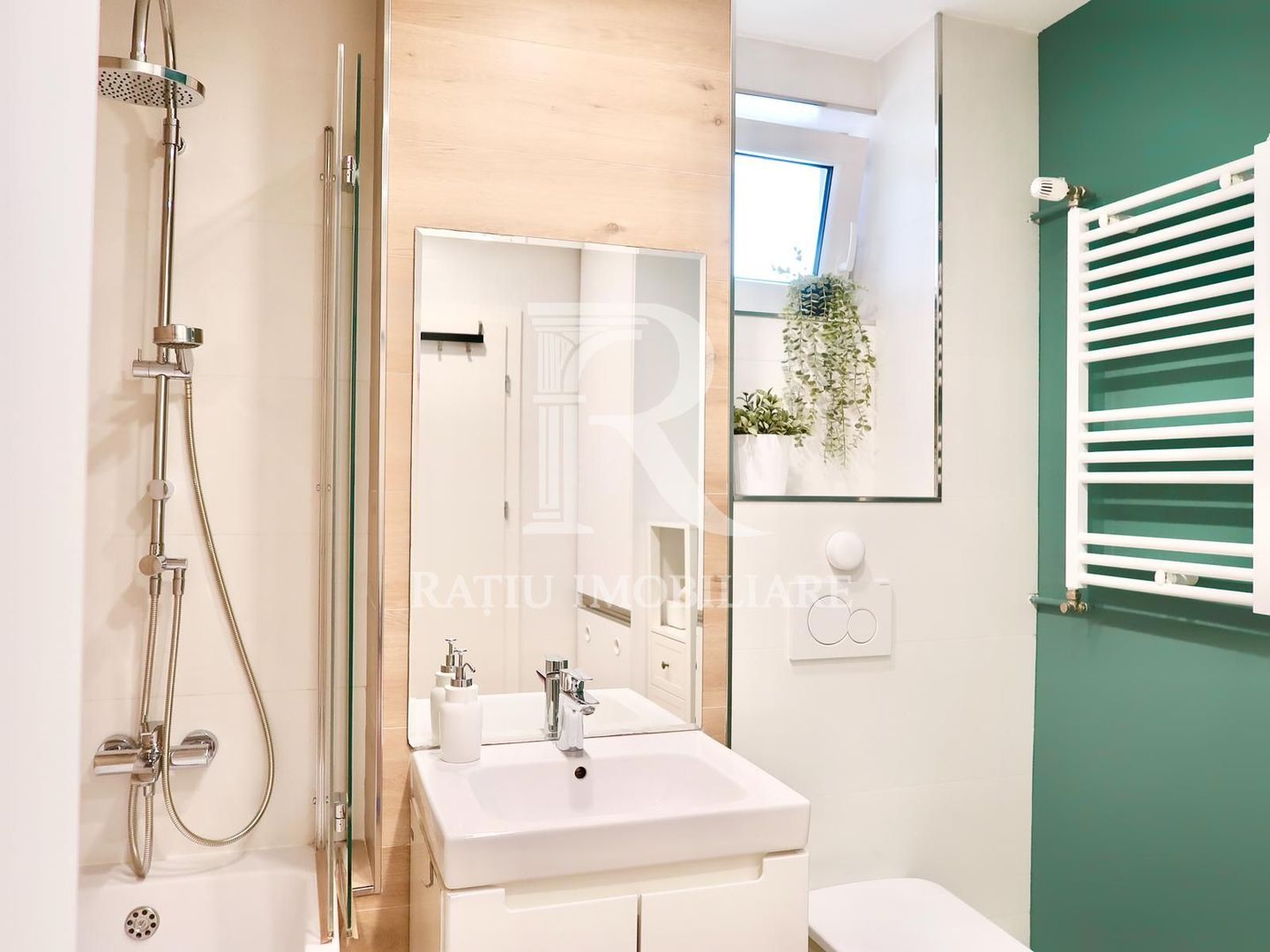 Apartament cu 3 camere | Vedere panoramică deosebită | Oradea - Poză 11