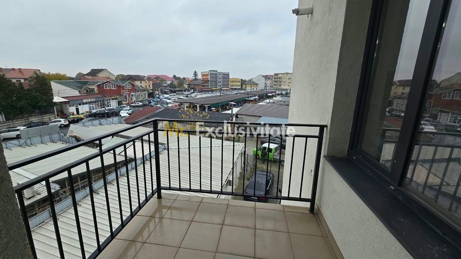 De vânzare apartament 3 camere, centru Satu Mare - Poză 15