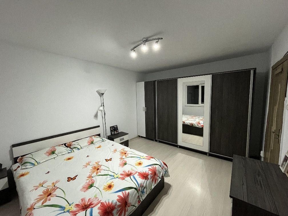 Calea Buziasului | 1 cameră-32 mp | Renovat | Mobilat/Utilat complet | Etaj 2/4 - Poză 1