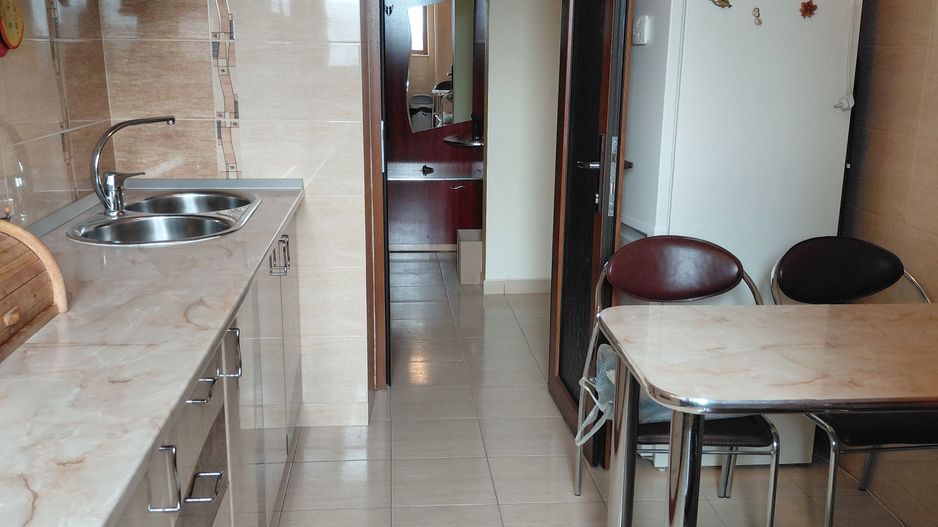 Apartament 3 camere dec,Micro 21,et 3,2 bai,2 balcoane - Poză 7