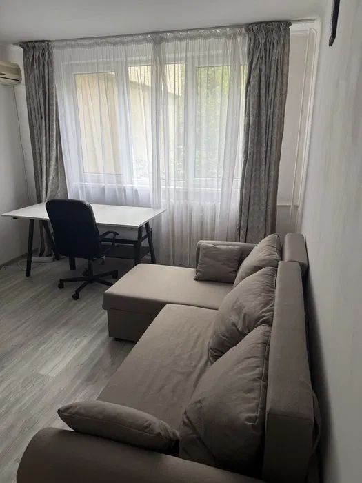 Apartament spatios cu 3 camere, Drumul Taberei Lovinescu - Poză 4
