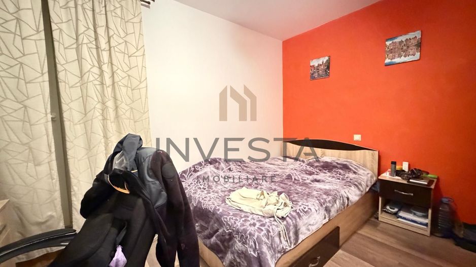 Apartament cu 3 camere in spate la FSEGA, strada Venus ! - Poză 3