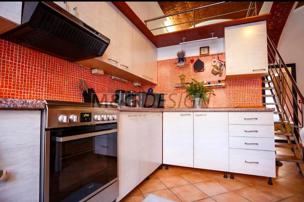 Apartament Central la cladire istorica - Poză 3