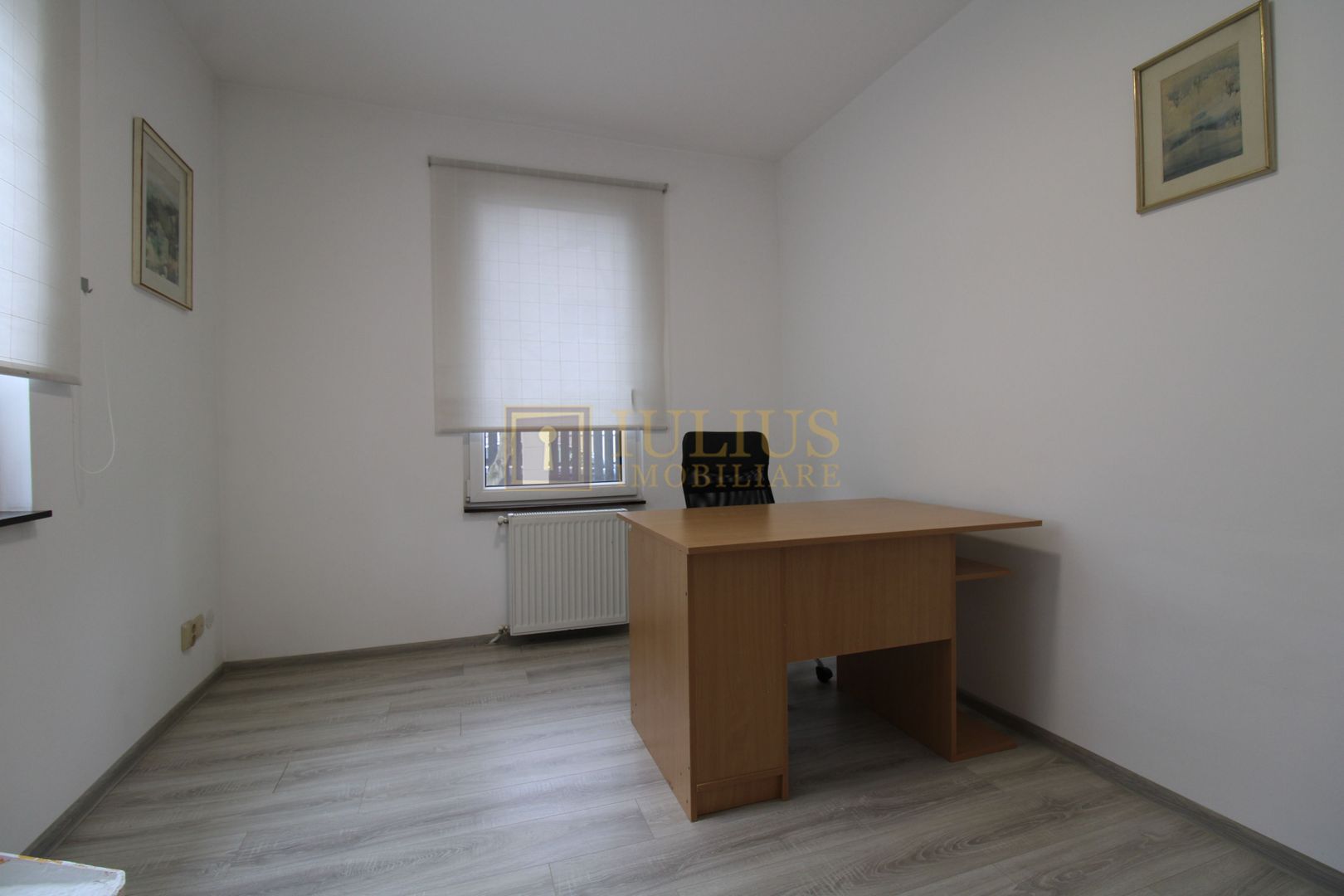 Casa individuala, zona Brytim, 4 camere + 2 bai, centrala proprie. - Poză 4