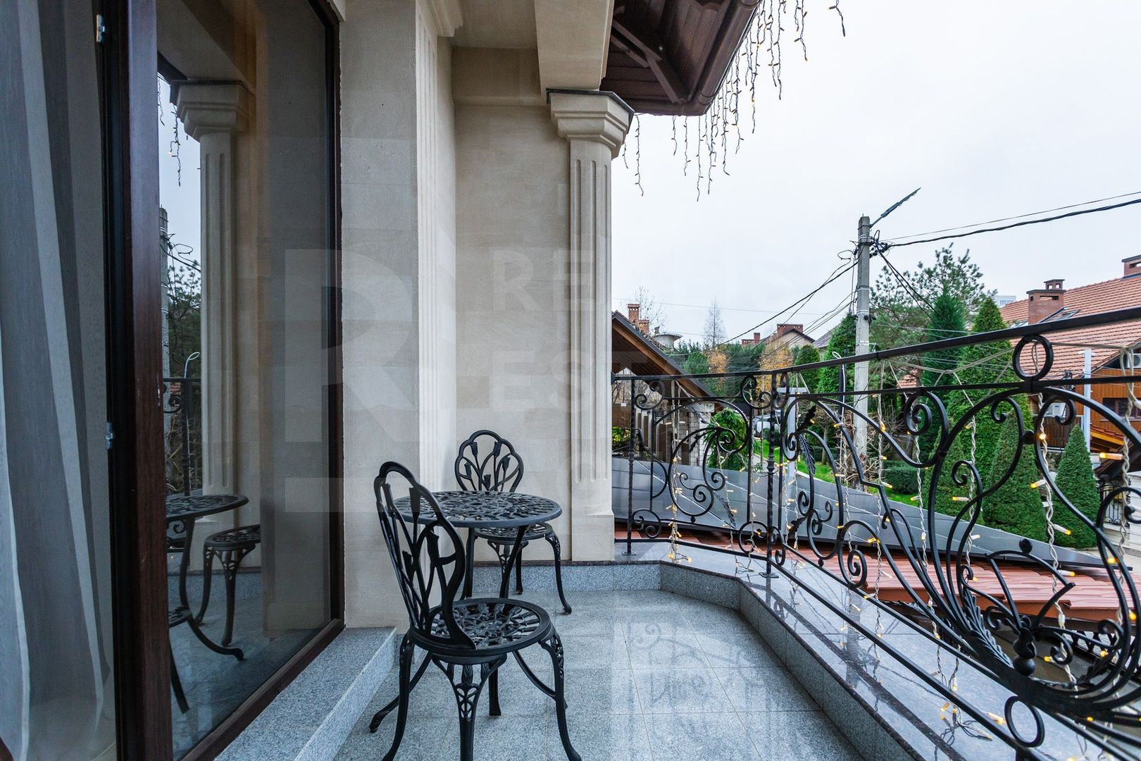 Vânzare, casă, 2 nivele, 3 camere, str. Nicolae Corlateanu, Rîșcani - Poză 2