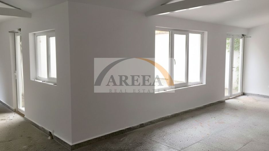 INCHIRIERE - spatiu comercial PIATA SUDULUI - parter, curte, parcare - Poză 1