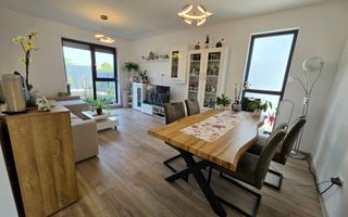 Casa Individuala, 4 Camere, 2 Băi, 250mp Teren - Poză 4