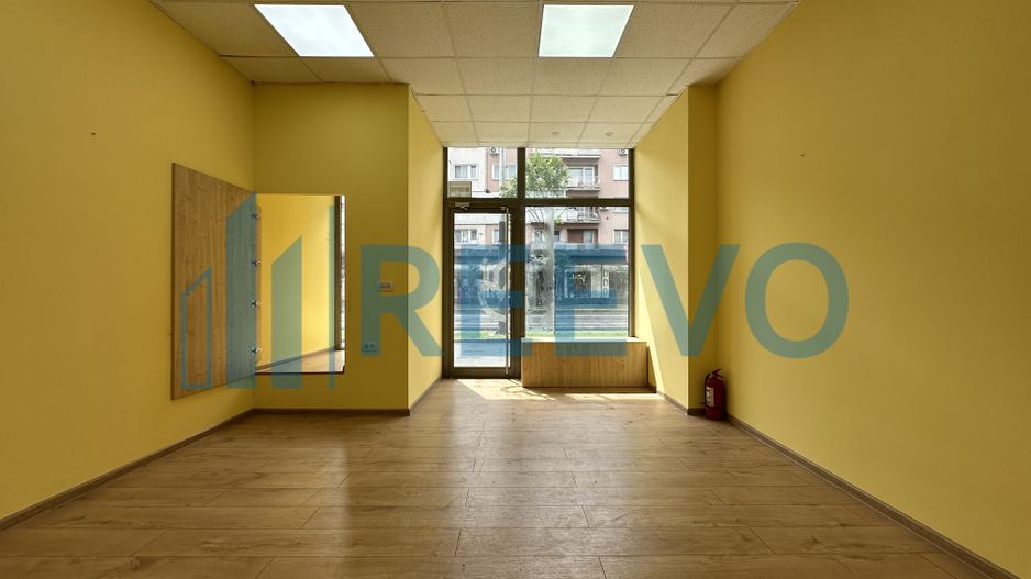 Spațiu comercial 40 mp, Ultracentral Bacău - Poză 2