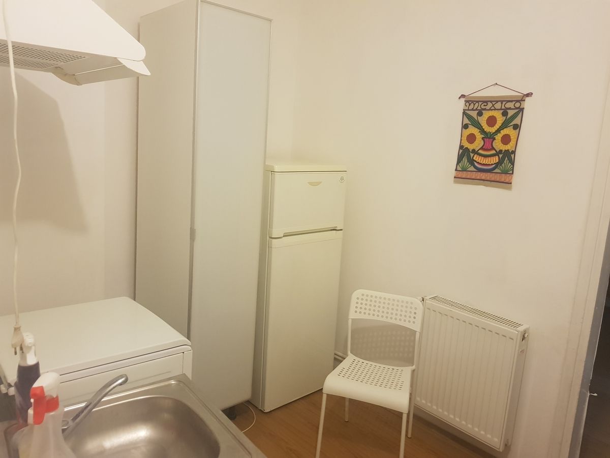 BRASADAS închiriază garsoniera 30mp zona Universitate. - Poză 4