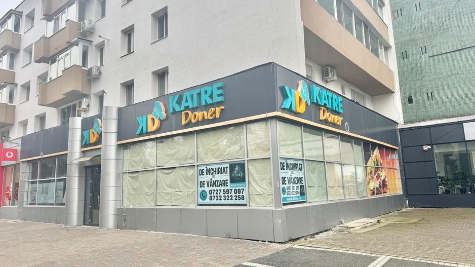 Spațiu comercial ultracentral – 26 ml vitrină, lângă Turn - Poză 1