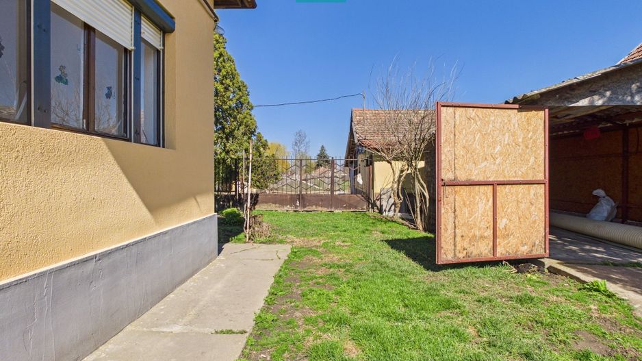 Casă cu 3 camere lângă frontiera Turnu - Poză 2