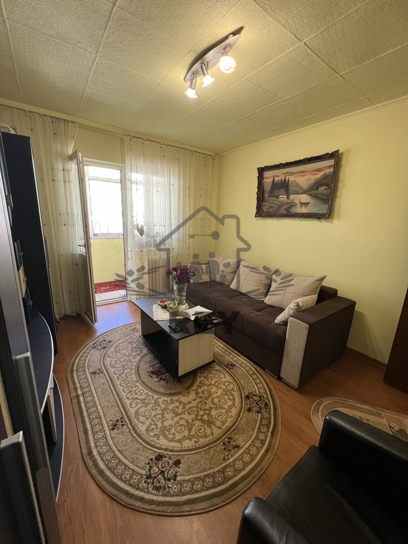 Apartament 3 camere decomandat / Str. V. Aaron - Poză 3