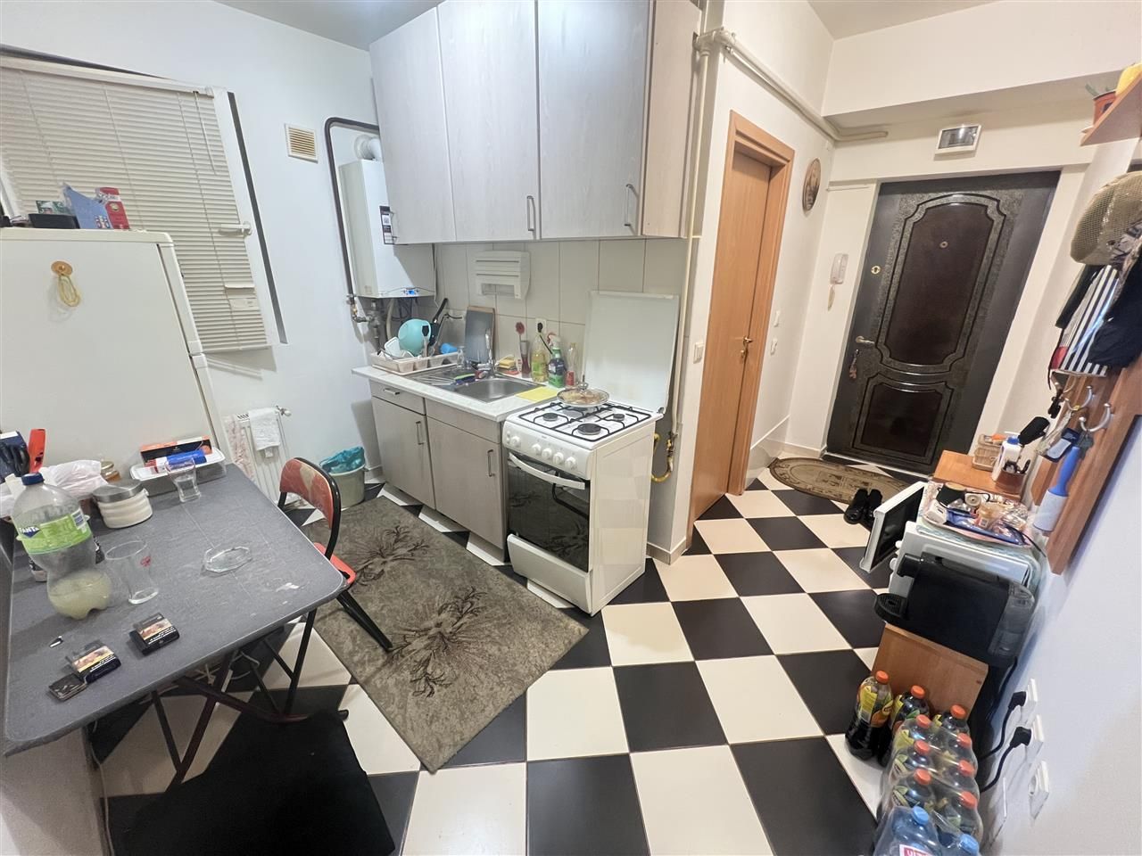 1 camera zona Sagului bloc nou etaj 1 CENTRALA PROPRIE - Poză 4