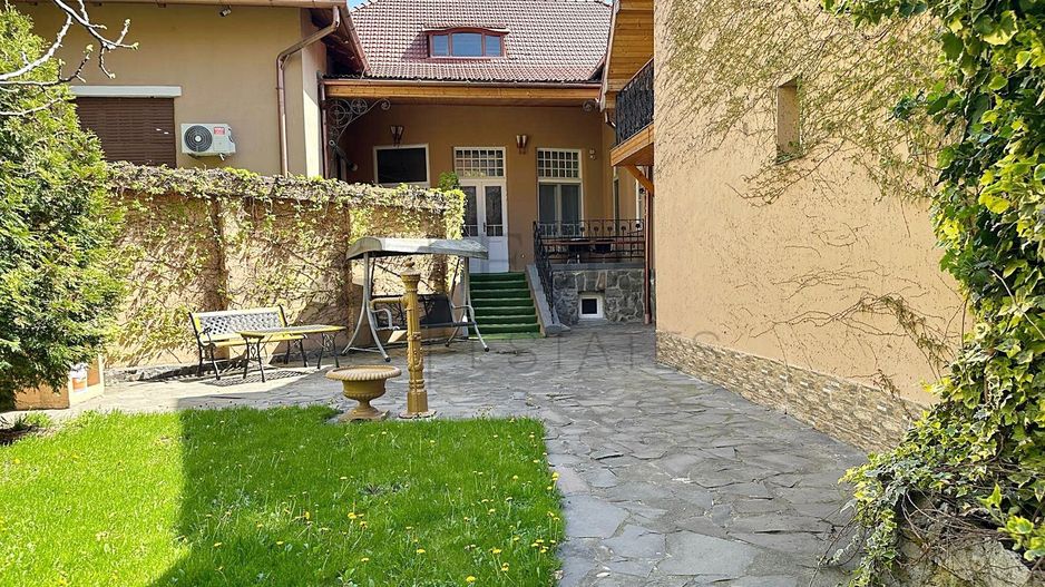 2 Case de inchiriat ultracentral in Oradea - Poză 2