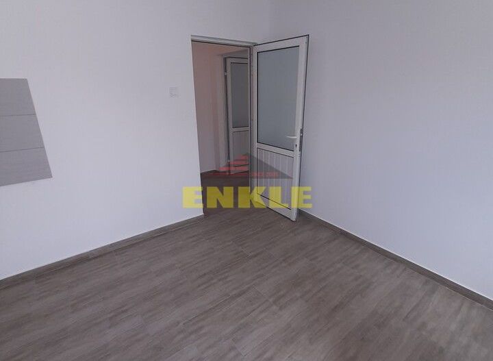 Hala de inchiriat, 300 mp + teren , zona industriala, 800 euro - Poză 5