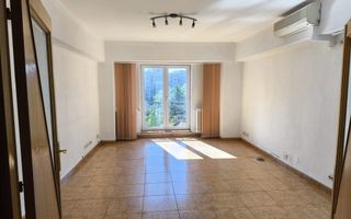 De Inchiriat Apartament 4 camere Nemobilat Piata Unirii Metrou - Poză 1