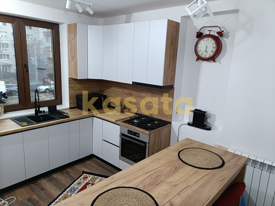 Apartament de 4 camere de închiriat – Bulevardul Ion Mihalache - Poză 2